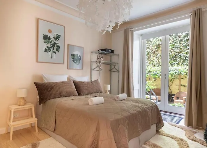 2br Next To The Lakes *