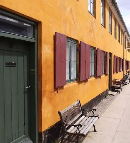 2br Next To The Lakes Lejlighed København